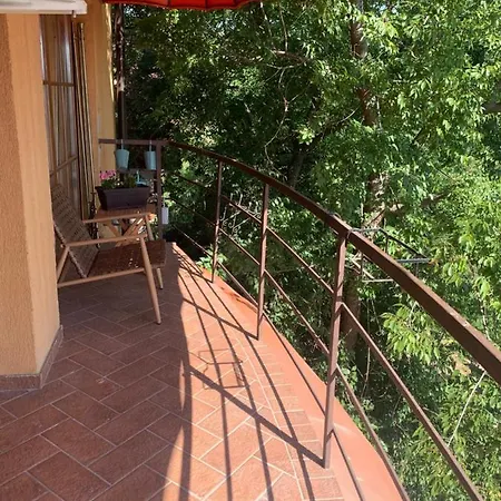 Boem In Inima Orasului Apartament