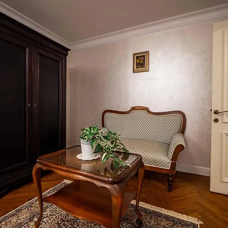 Apartment Boem In Inima Orasului