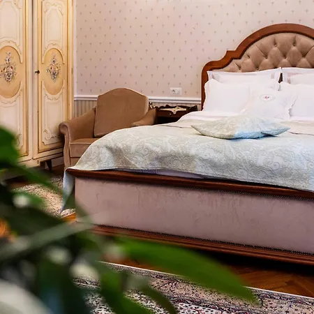 Boem In Inima Orasului Apartman Craiova