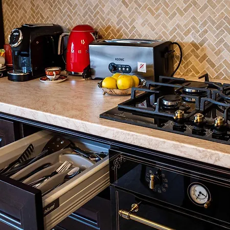 Apartment Boem In Inima Orasului Craiova